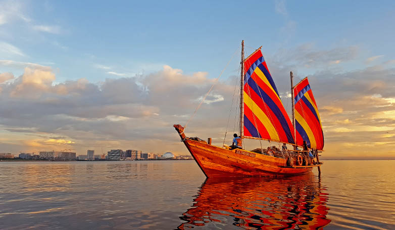 "Balangay" is a general term and thus applies to several different types of traditional boats in various ethnic groups in the Philippines.